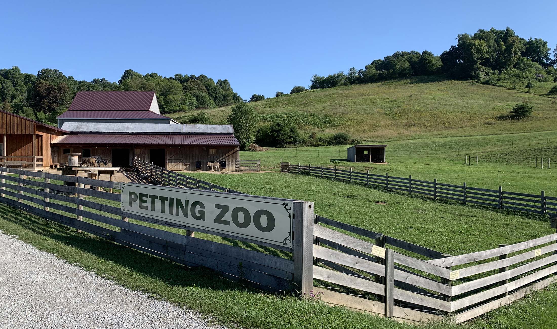 entrance to petting zoo farm